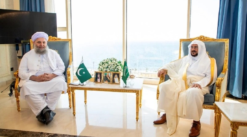 تعزيز التعاون في خدمة العمل الإسلامي محور لقاء آل الشيخ بعضو مجلس الشيوخ الباكستاني